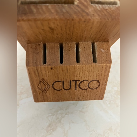 Cutco 8 slot knife block - Picture 1 of 5